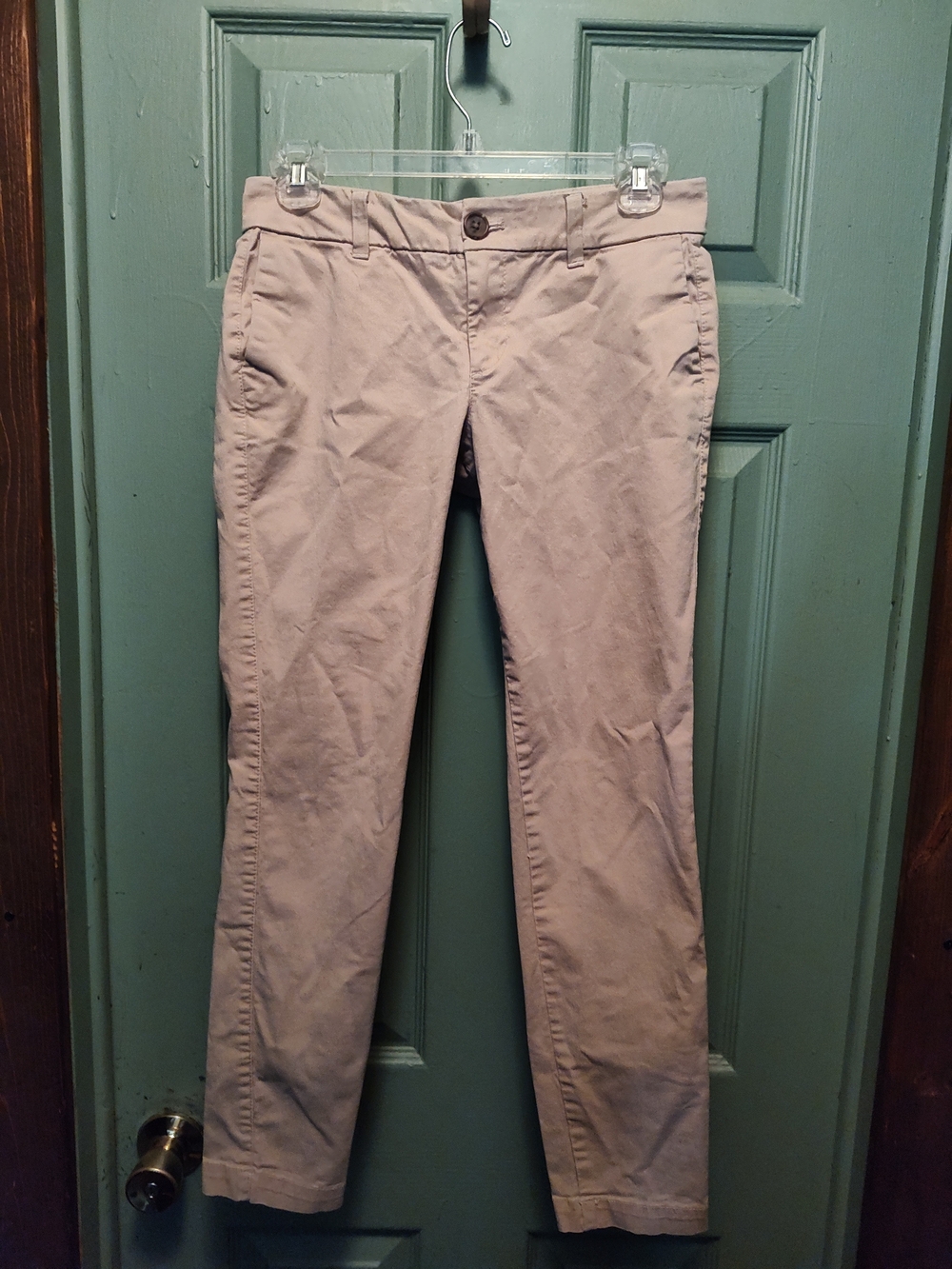 Old Navy Women's Extreme Low Rise Waist Skinny Pants in Light Khaki